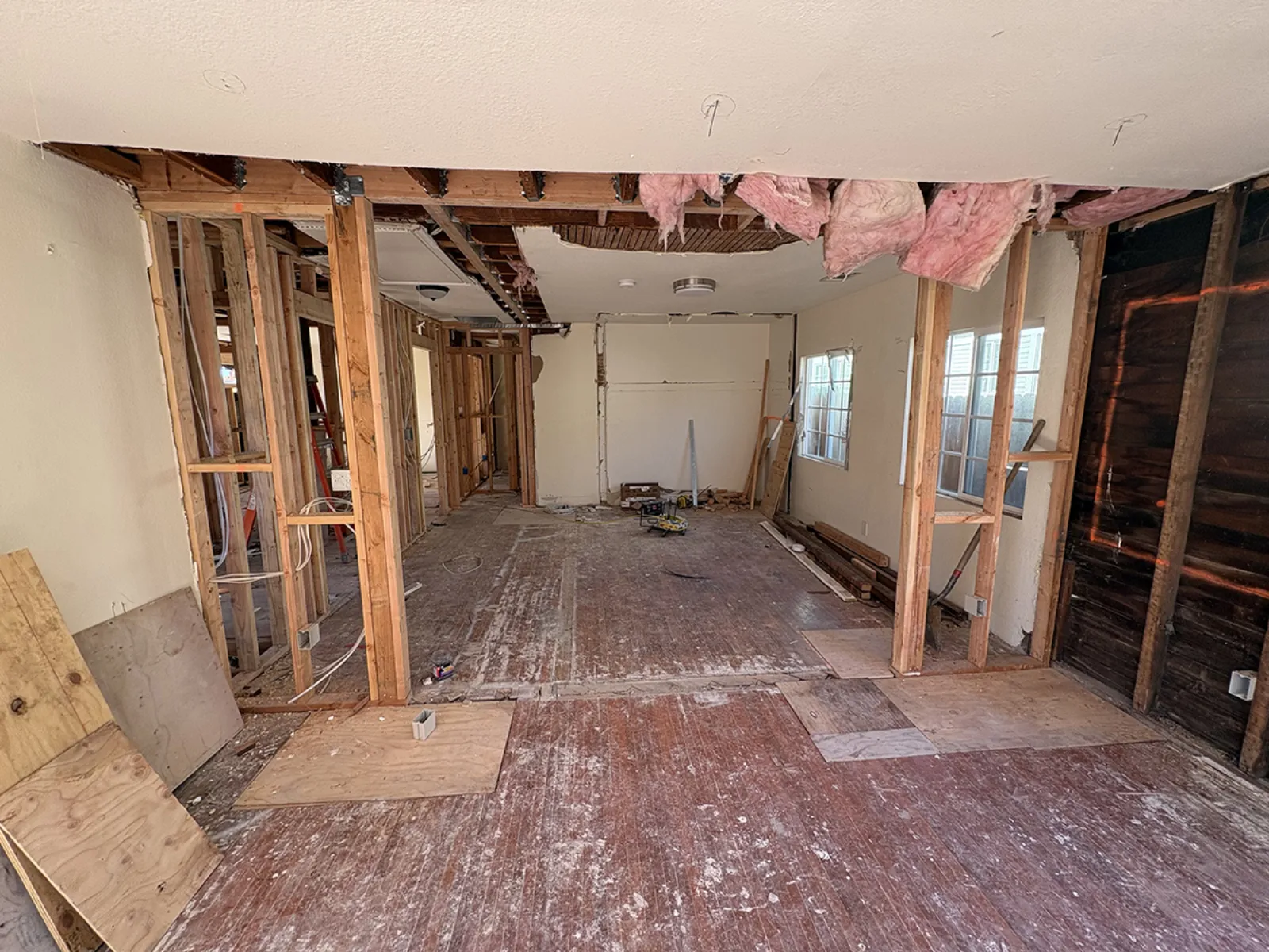Hobart Blvd remodel, structure opened up during the remodel, Los Angeles