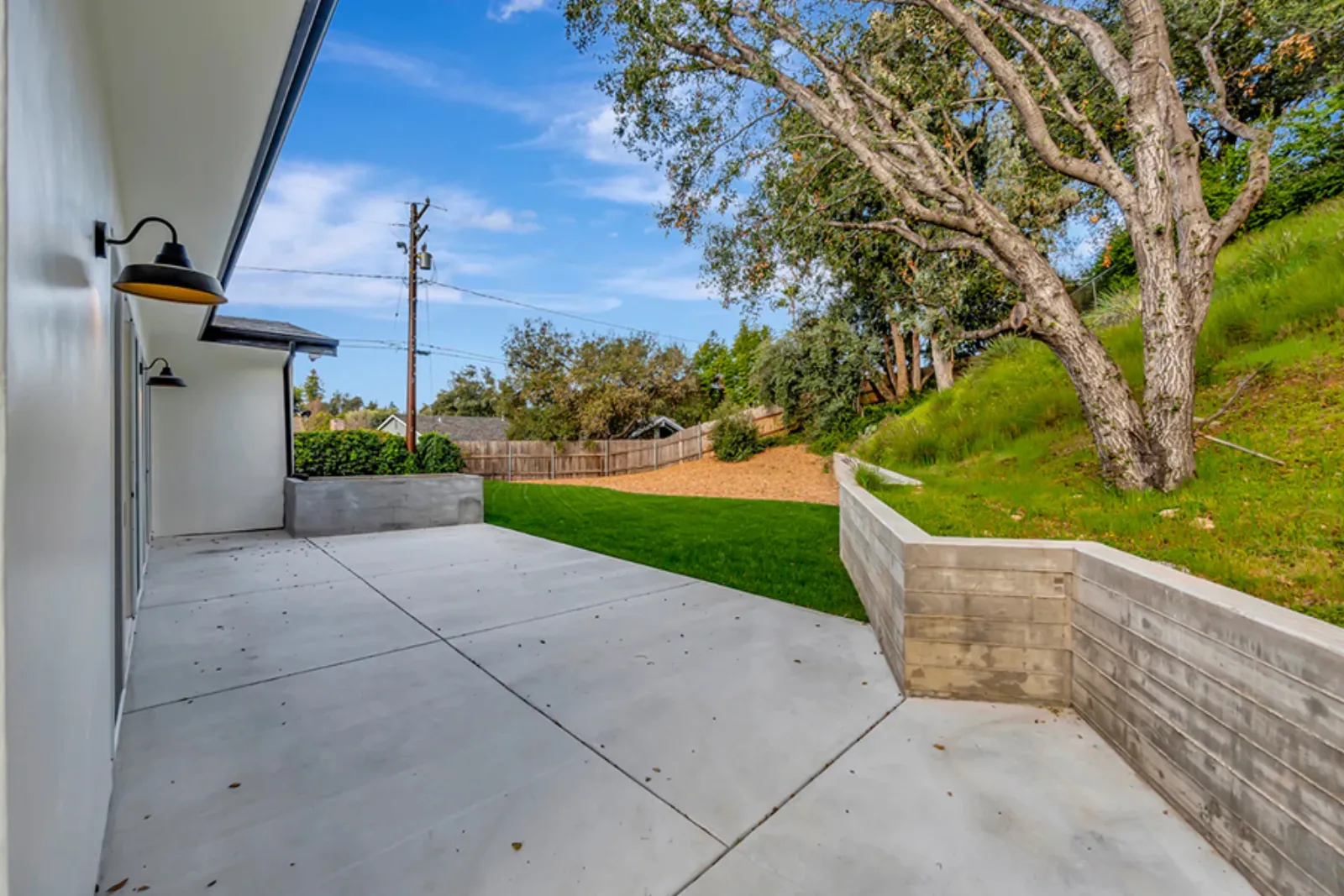Addition and renovation, new patio and retaining wall, La Cañada Flintridge