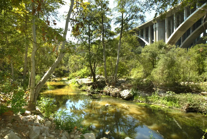 South Arroyo, CA